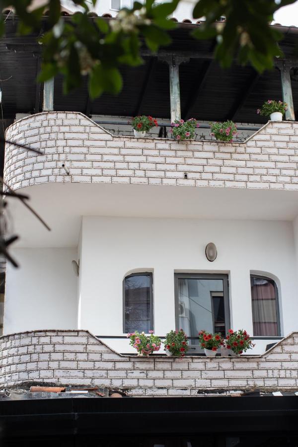 Vila Sanremo Τίρανα Εξωτερικό φωτογραφία